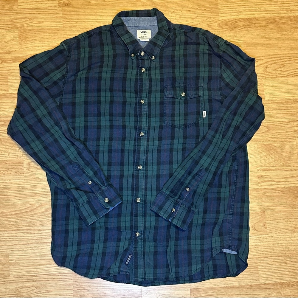 Van’s Men’s Classic Fit Shirt